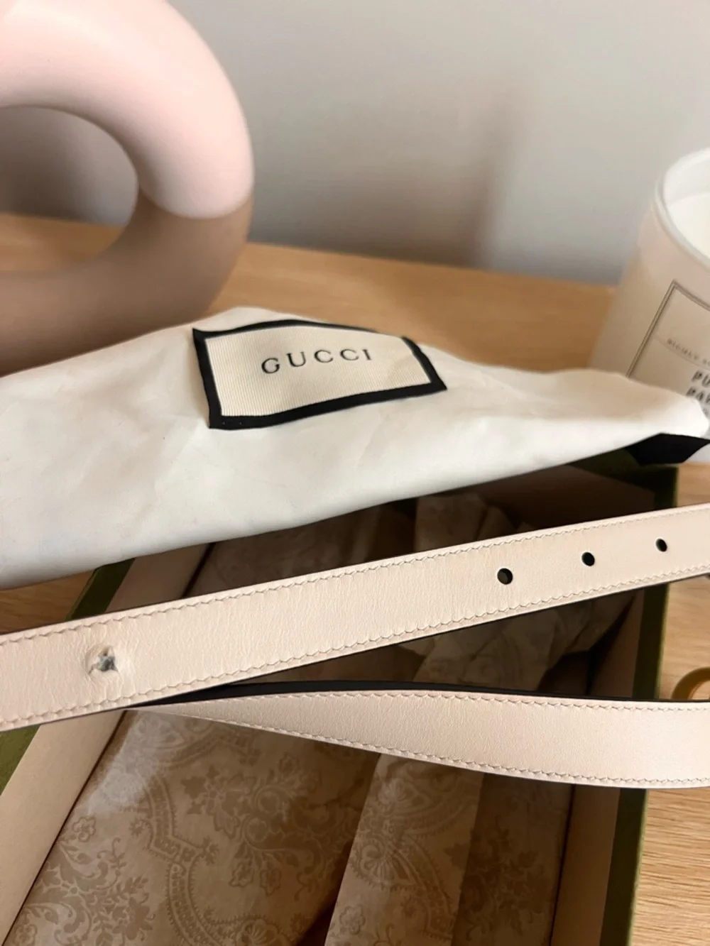 Gucci Cream Leather Belt with Gold Double G Buckle - Picture 4 of 5